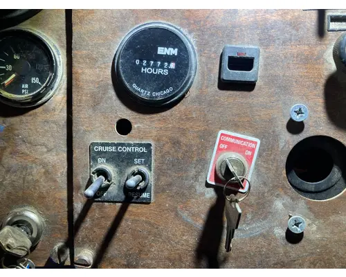 Peterbilt 378 Dash Assembly