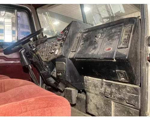 Peterbilt 378 Dash Assembly