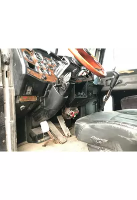 Peterbilt 378 Dash Assembly