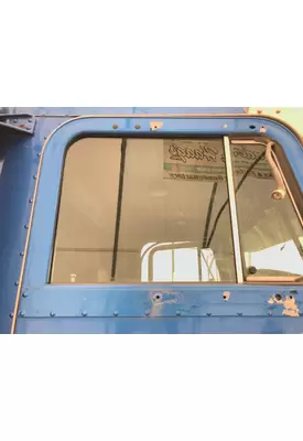 Peterbilt 378 Door Glass, Front