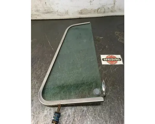 Door Vent Glass, Front Peterbilt 378 Spalding Auto Parts