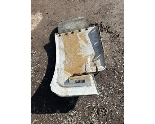 Peterbilt 378 Fender Extension