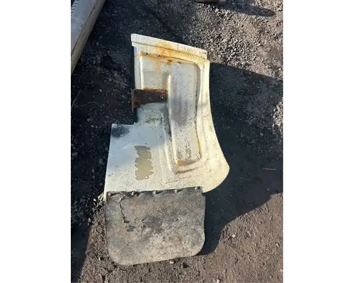 Peterbilt 378 Fender Extension
