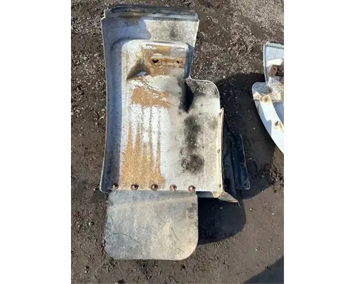 Peterbilt 378 Fender Extension