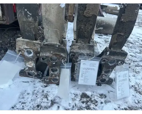 Peterbilt 378 Fuel Tank StrapHanger