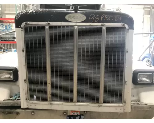 Peterbilt 378 Grille