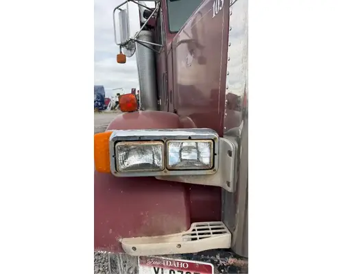 Peterbilt 378 Headlamp Assembly