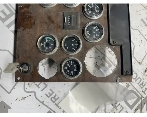 Peterbilt 378 Instrument Cluster