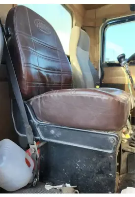 Peterbilt 378 Seat, Front