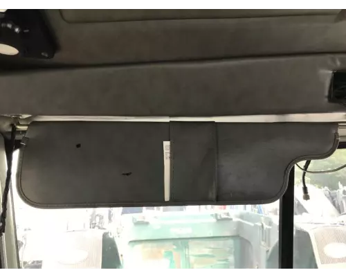 Peterbilt 378 Sun Visor (External)