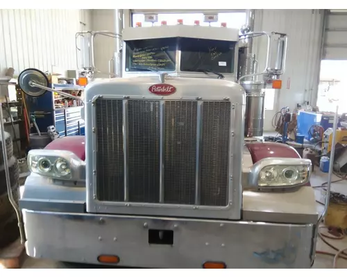 Hood PETERBILT 379 1985-2007 LKQ Thompson Motors - Wykoff