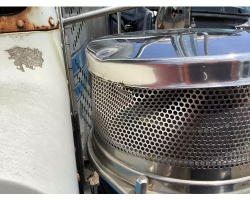 Peterbilt 379 Air Cleaner