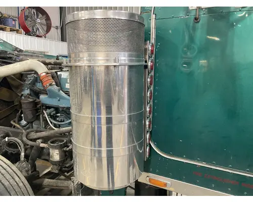 Peterbilt 379 Air Cleaner