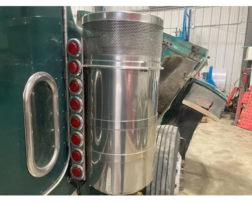 Peterbilt 379 Air Cleaner