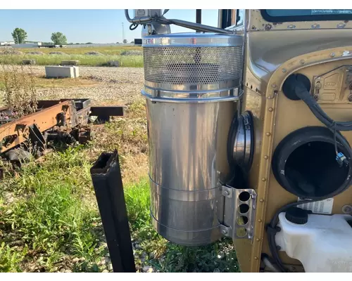 Peterbilt 379 Air Cleaner