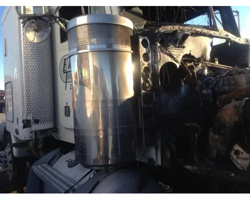Peterbilt 379 Air Cleaner