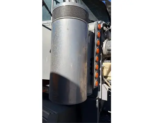 Peterbilt 379 Air Cleaner
