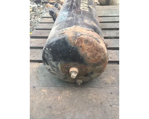 Peterbilt 379 Air Tank