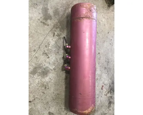 Peterbilt 379 Air Tank