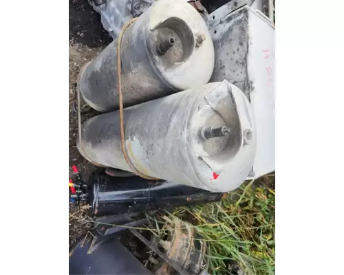 Air Tank Peterbilt 379 Complete Recycling Group LLC