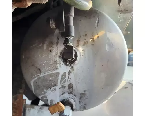Peterbilt 379 Air Tank