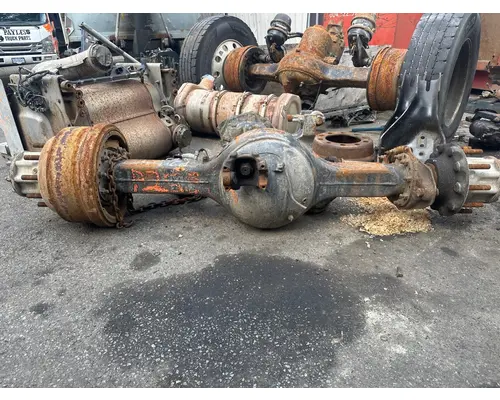 Axle Assembly, Front (Steer) PETERBILT 379 Payless Truck Parts