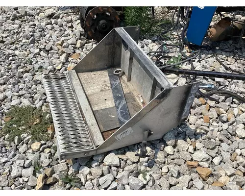 Peterbilt 379 Battery Box