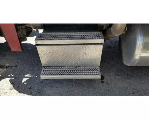 Battery Box PETERBILT 379 Dutchers Inc   Heavy Truck Div  Ny