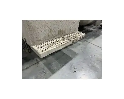 Peterbilt 379 Battery Box