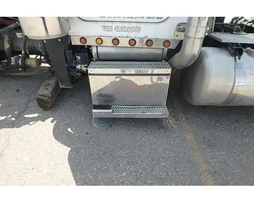 Battery Box PETERBILT 379 Sam's Riverside Truck Parts Inc