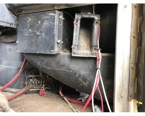 Peterbilt 379 Body, Misc. Parts