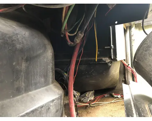 Peterbilt 379 Body, Misc. Parts