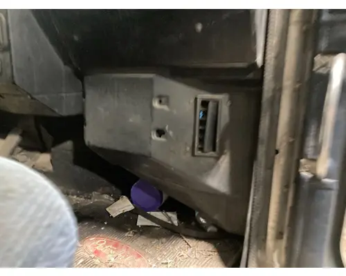 Peterbilt 379 Body, Misc. Parts