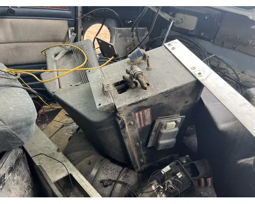 Peterbilt 379 Body, Misc. Parts