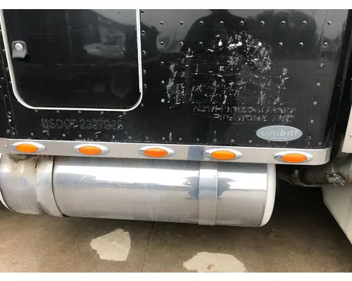 Peterbilt 379 Body, Misc. Parts