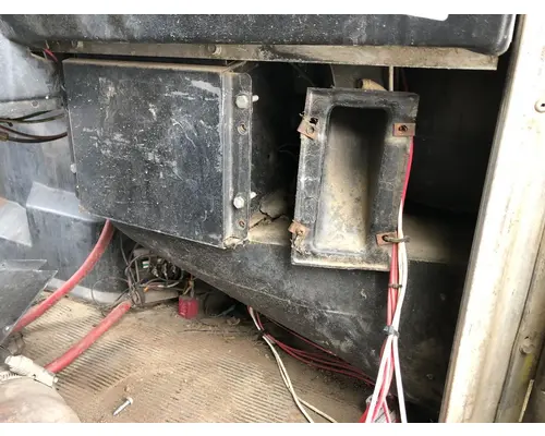 Body Parts, Misc. Peterbilt 379 Vander Haags Inc Sp