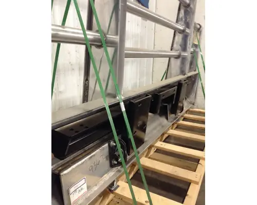 Peterbilt 379 Bumper Assembly, Front