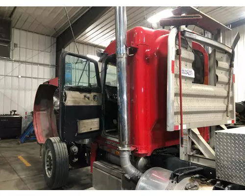 Peterbilt 379 Cab Assembly