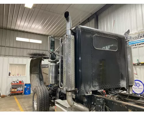 Peterbilt 379 Cab Assembly