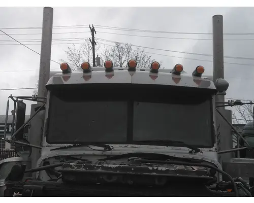 Cab PETERBILT 379 LKQ Wholesale Truck Parts