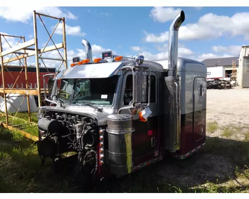 Cab PETERBILT 379 LKQ Thompson Motors - Wykoff
