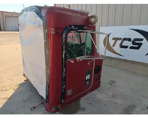 Peterbilt 379 Cab