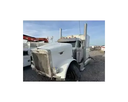 Peterbilt 379 Cab