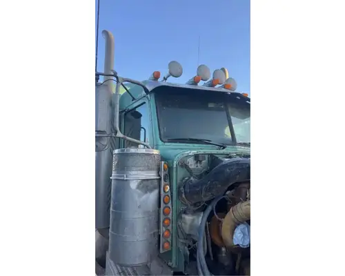 Peterbilt 379 Cab