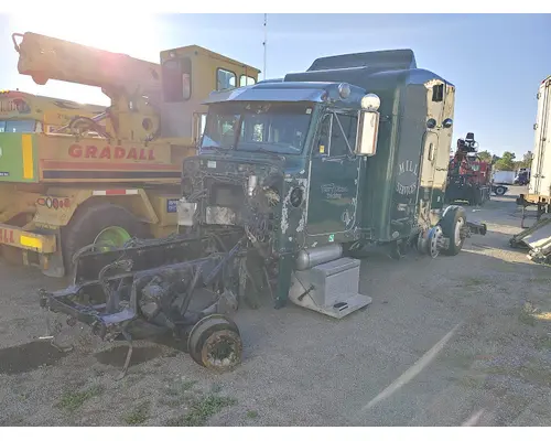 Complete Vehicle PETERBILT 379 Truck Salvage International Inc