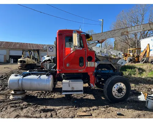 Complete Vehicle PETERBILT 379 West Side Truck Parts