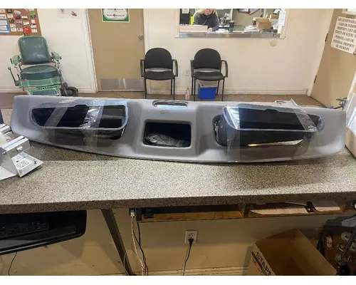 Console PETERBILT 379 Truck Salvage International Inc