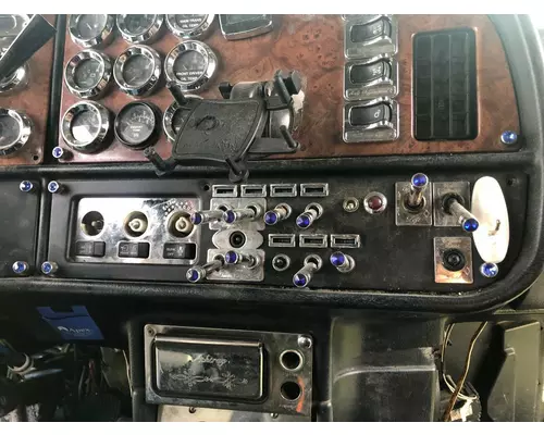 Peterbilt 379 Dash Assembly