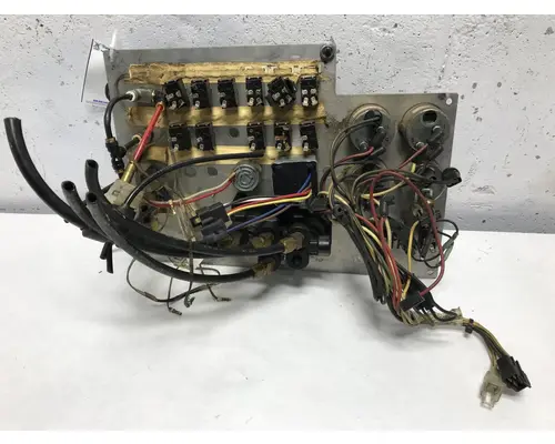 Peterbilt 379 Dash Assembly