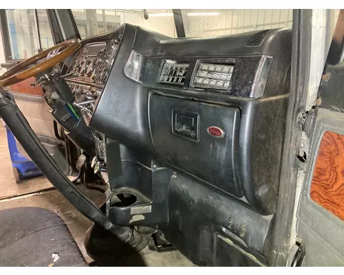 Peterbilt 379 Dash Assembly